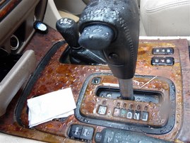 1999 TOYOTA LANDCRUISER WHITE 4.7 AT 4WD Z20309